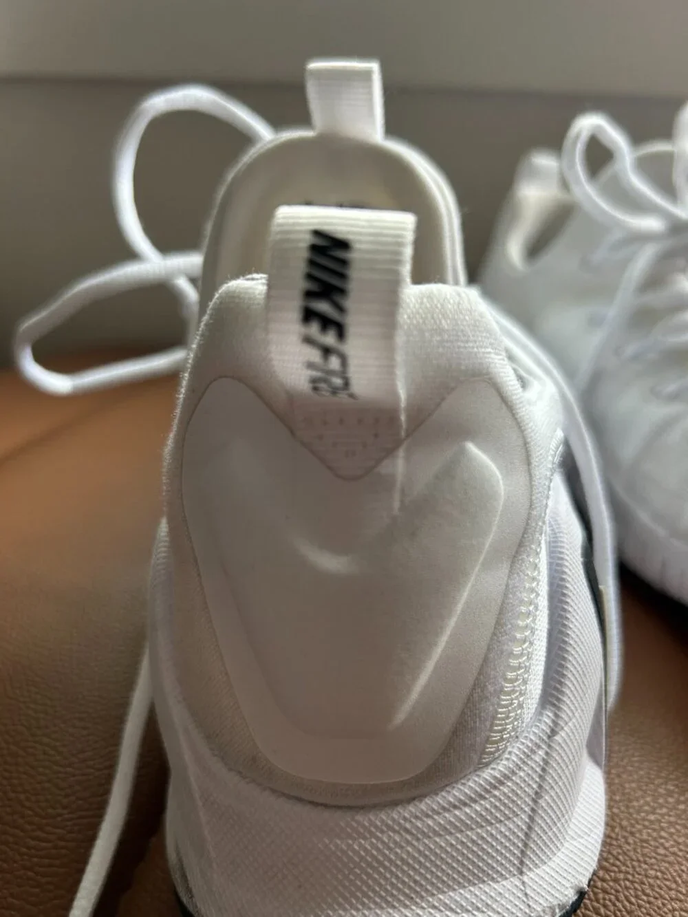 Nike Free Metcon 6 Lifting Training Shoes White Black Men 8 Women 9.5 - Picture 5 of 8
